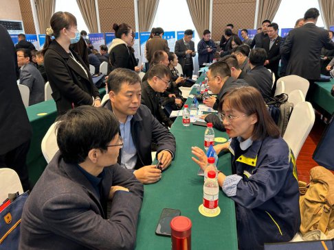 甘肃：多措并举拓宽毕业生就业路