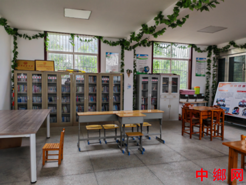 安徽石台小河：农家书屋让乡村振兴之路“一路