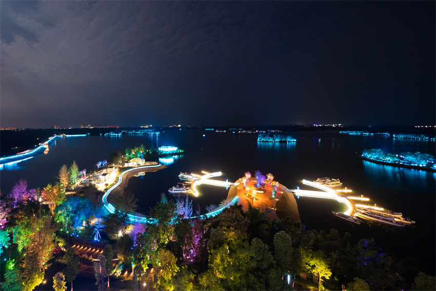 天地人谐好事归。东部新区供图