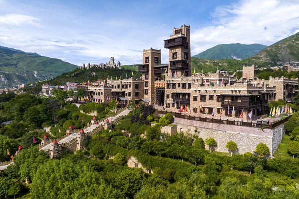 中国古羌城。茂县文化体育和旅游局供图