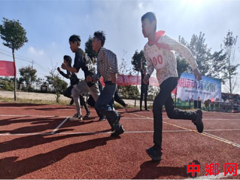 安徽省利辛县望疃学区：阳光运动展风采 “五育
