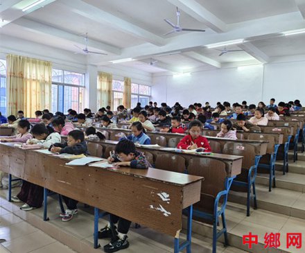 湖南宁远县印山小学：书香满校园 阅读展风采
