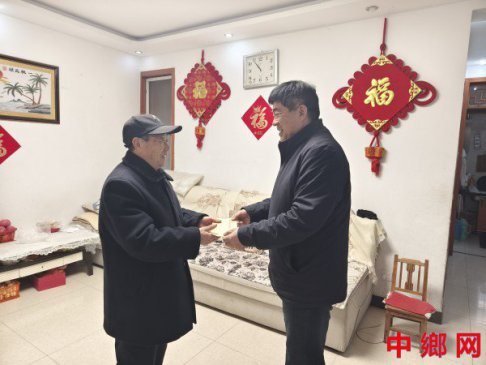安徽定远县桑涧镇：开展新春慰问离退休老干部