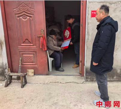 脱贫户宋加望的“挂历梦”