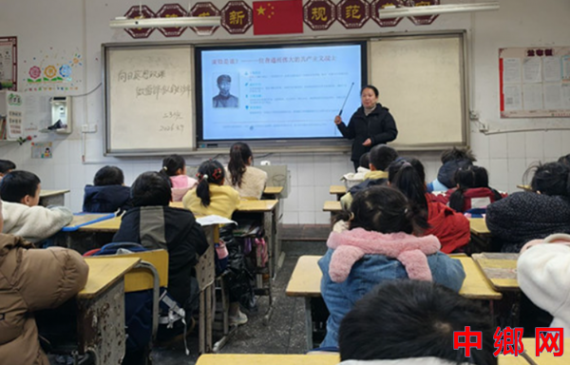 湖南宁远县印山小学：向日葵思政课开讲 育雷锋似的好少年